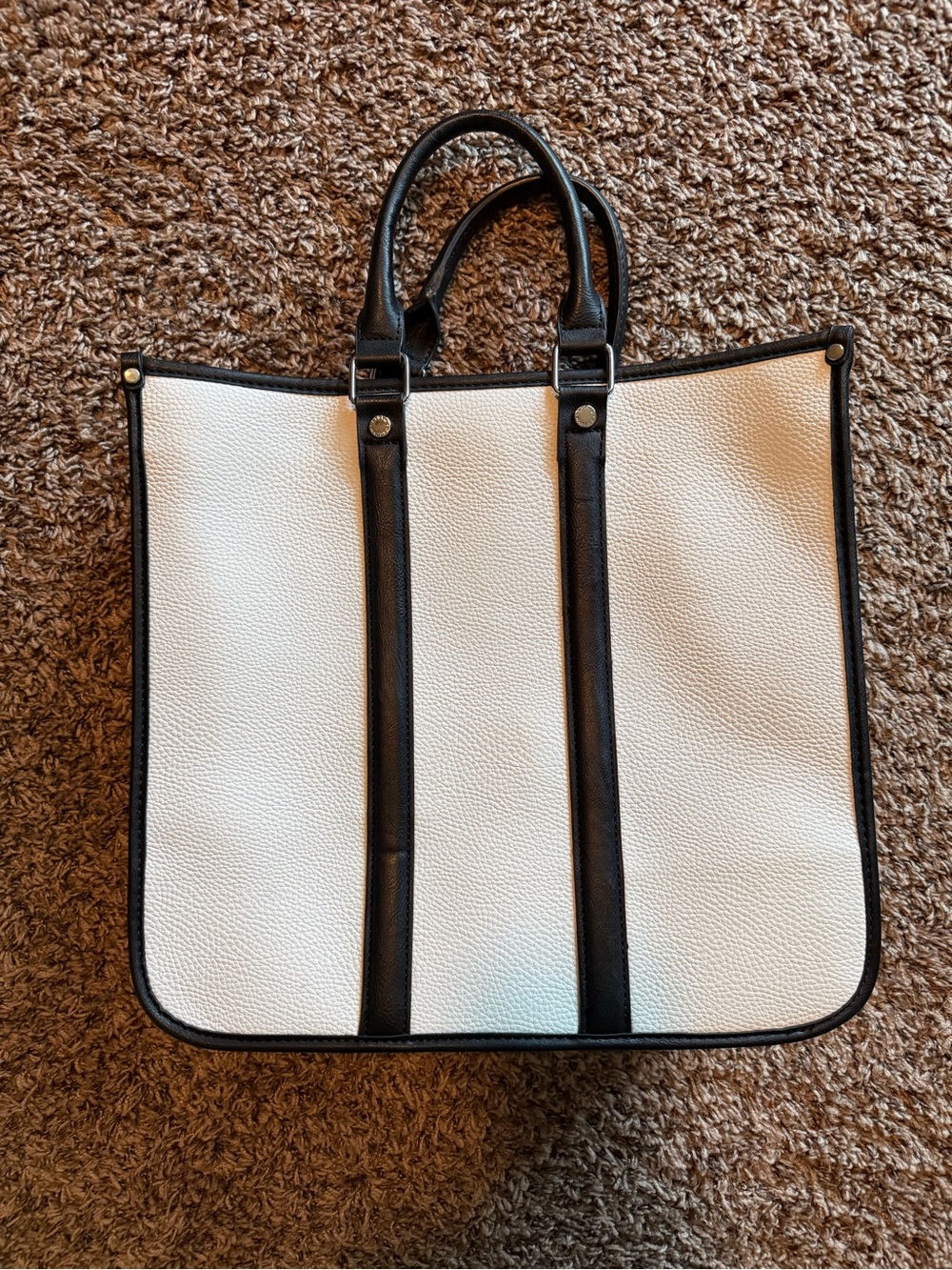 Steve Madden White and Black Pebbled Leather Tote